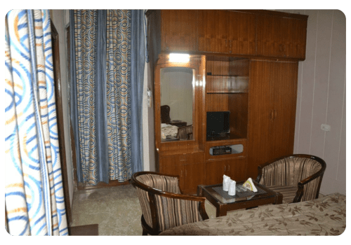 SEMI DELUXE ROOM